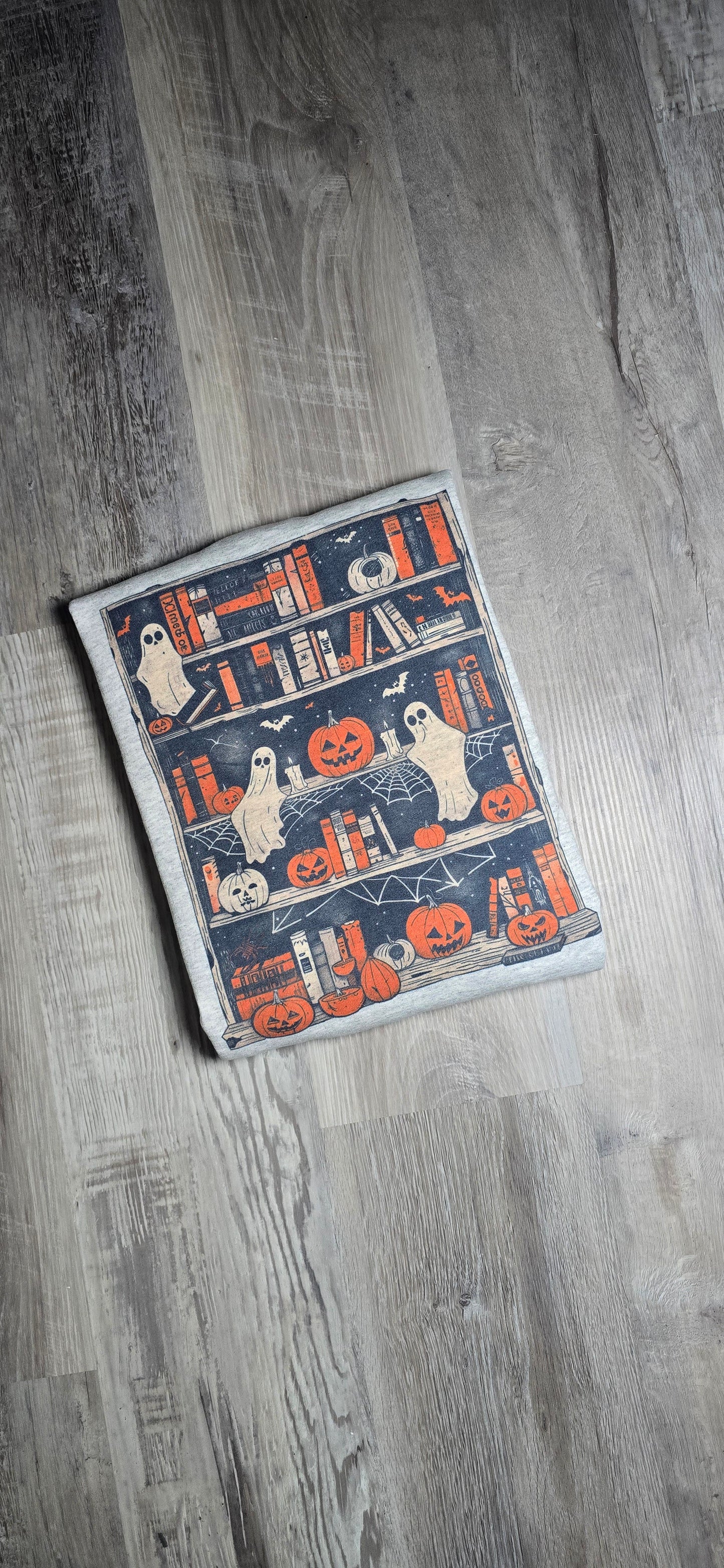 Halloween Ghosty Bookcase